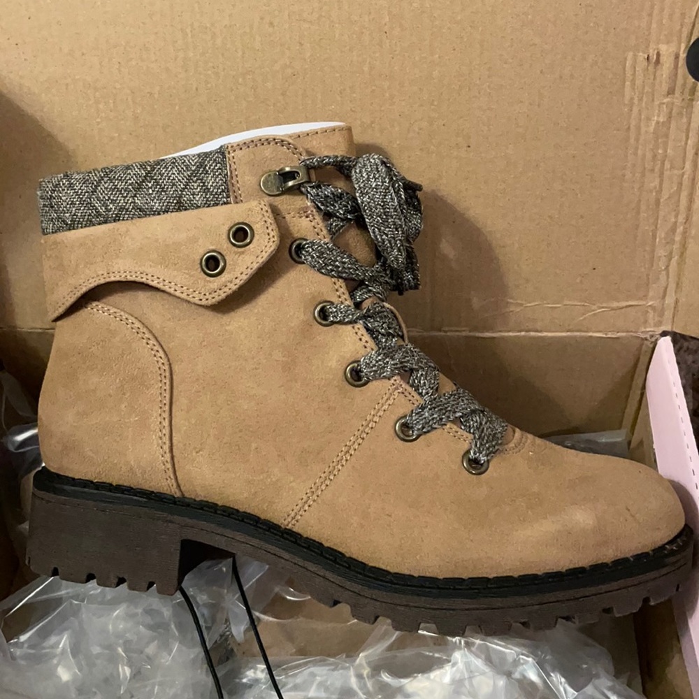 Brown boots